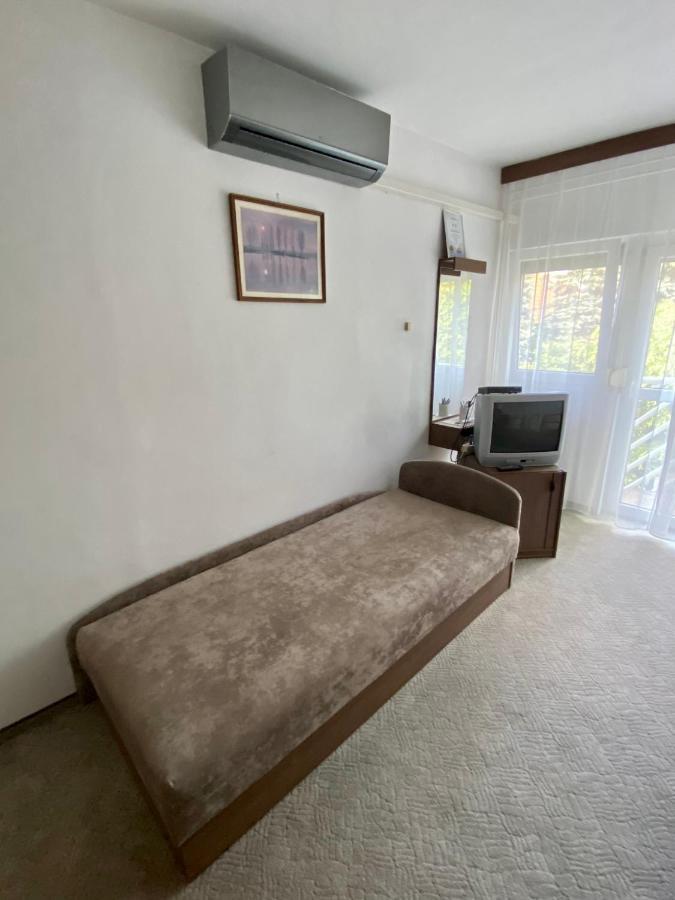 Veronika Apartman Balatongyörök Buitenkant foto